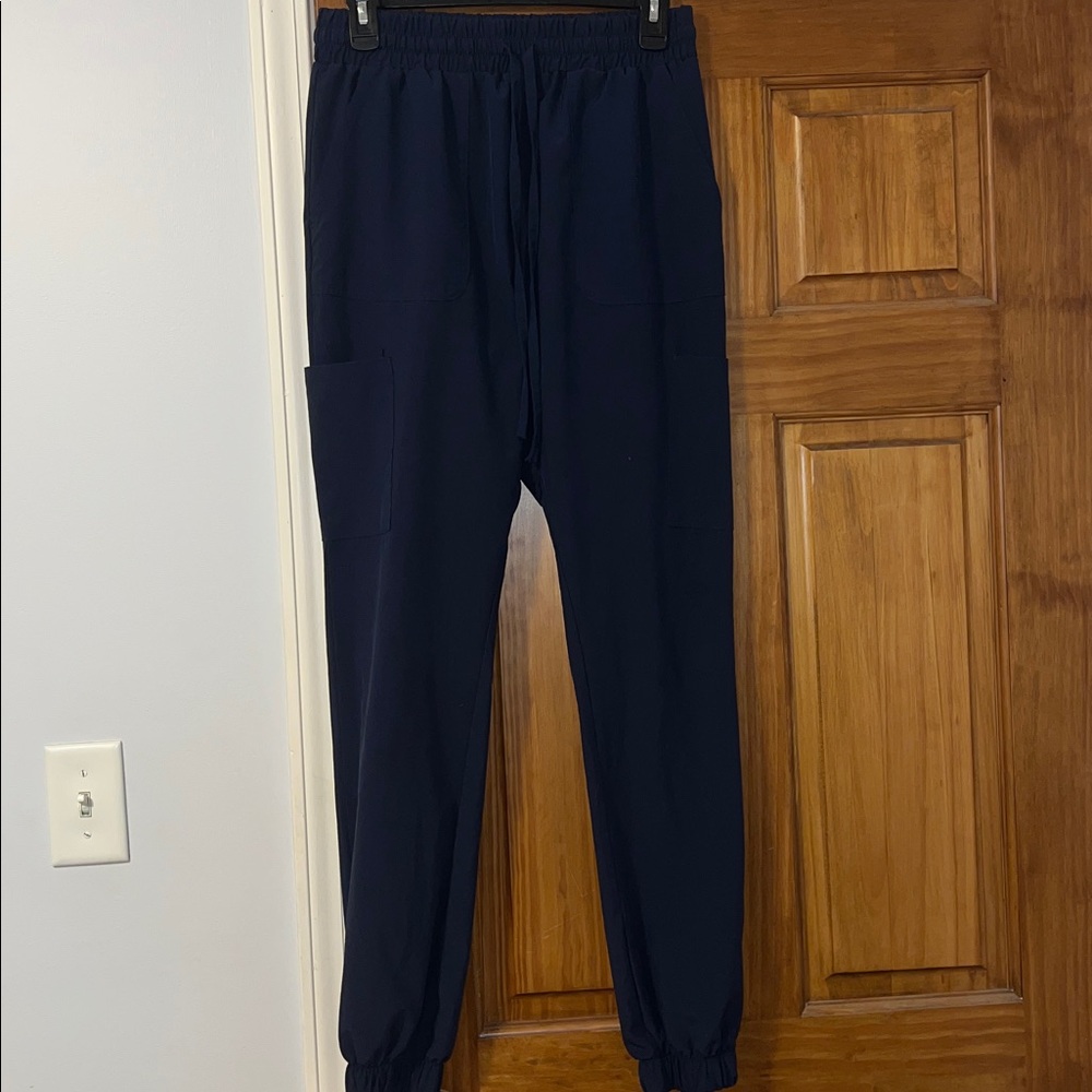 Scrub pants! - Picture 2 of 5